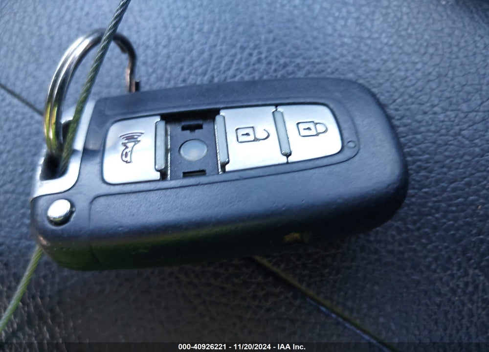 2011 KIA SORENTO SX V6 VIN: 5XYKW4A27BG122298
