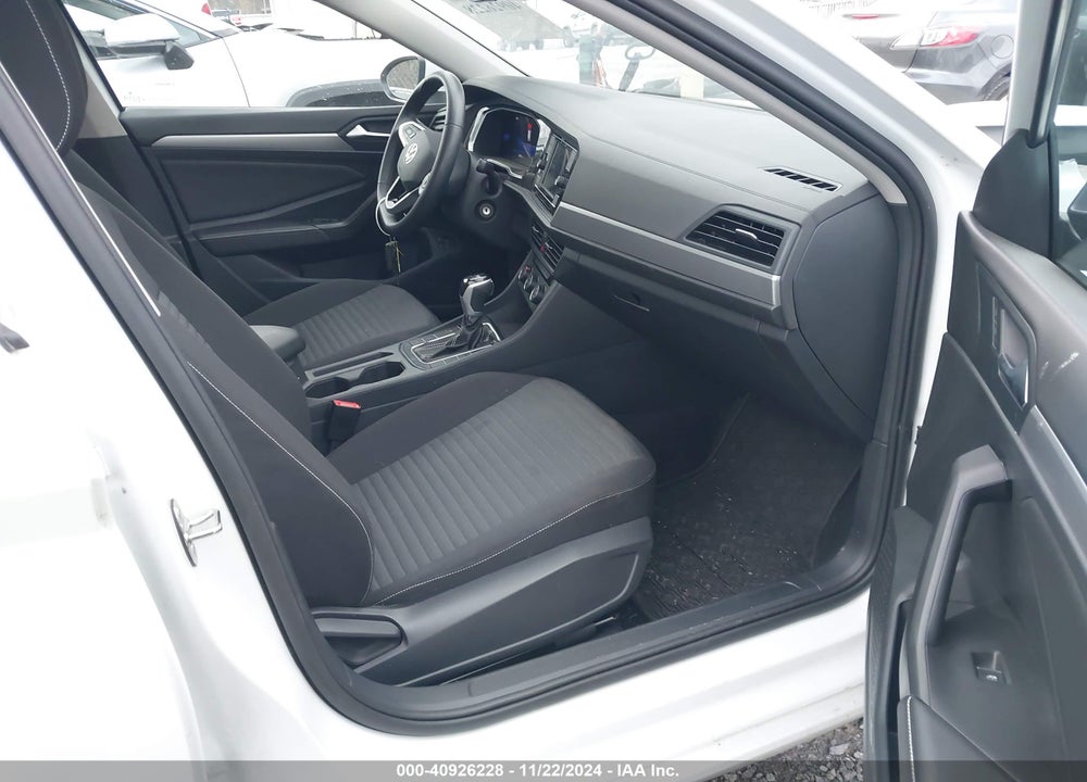 2024 VOLKSWAGEN JETTA 1.5T S VIN: 3VW5M7BU9RM022685