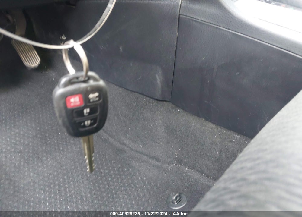 2019 TOYOTA COROLLA VIN: 2T1BURHE2KC240726