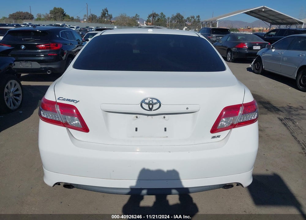 2011 TOYOTA CAMRY SE VIN: 4T1BF3EK8BU614529