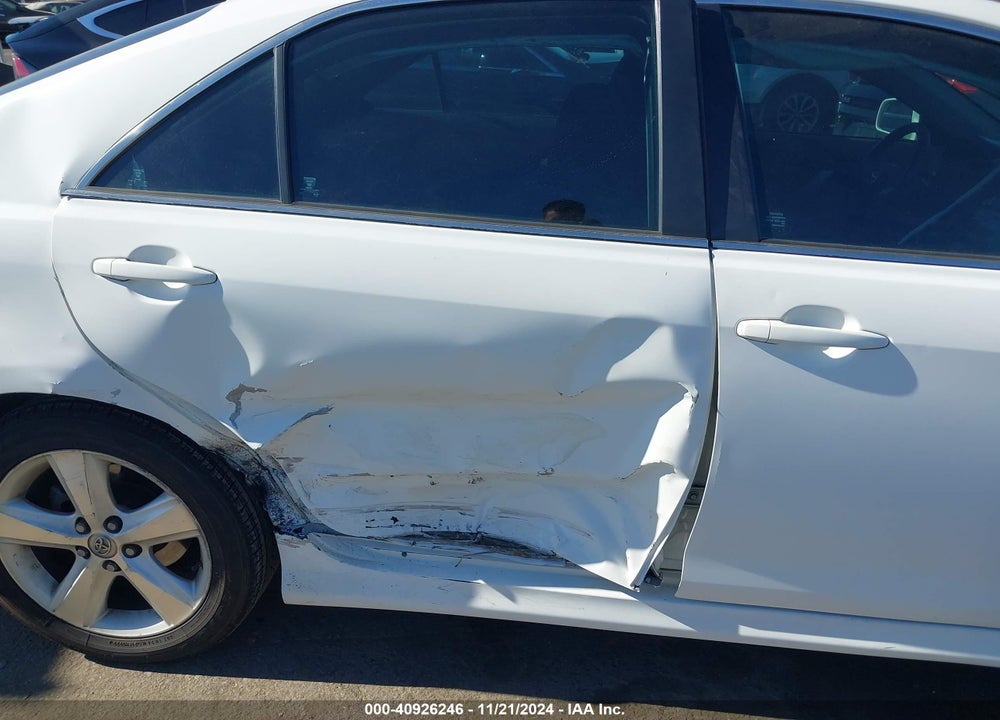 2011 TOYOTA CAMRY SE VIN: 4T1BF3EK8BU614529