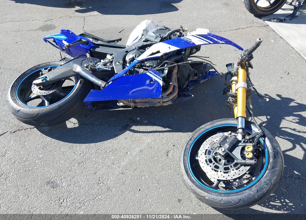 2014 YAMAHA YZFR6 C VIN: JYARJ16Y1EA007897