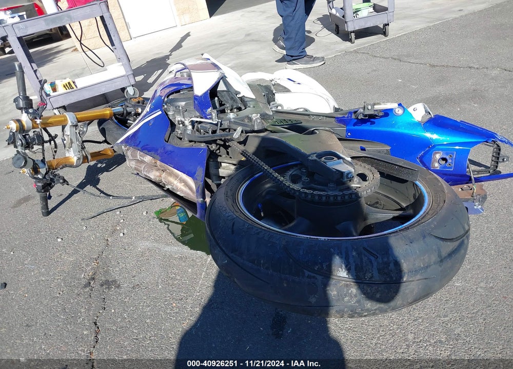 2014 YAMAHA YZFR6 C VIN: JYARJ16Y1EA007897