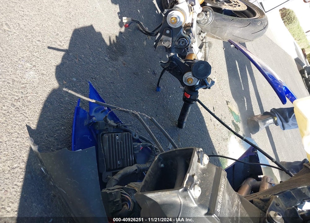 2014 YAMAHA YZFR6 C VIN: JYARJ16Y1EA007897