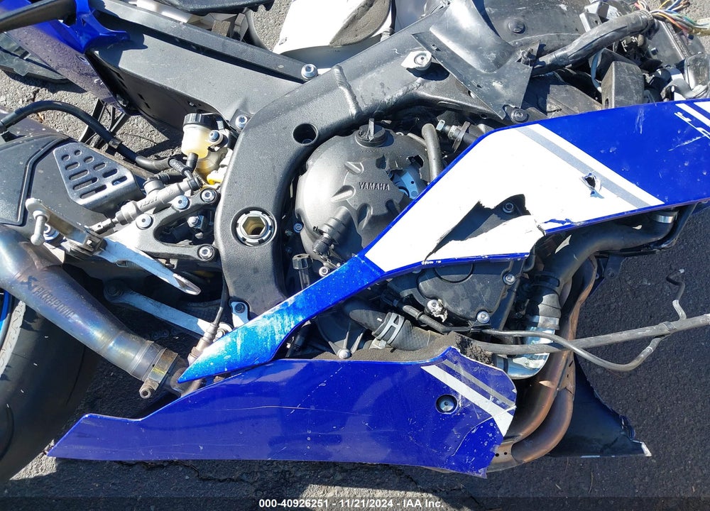 2014 YAMAHA YZFR6 C VIN: JYARJ16Y1EA007897