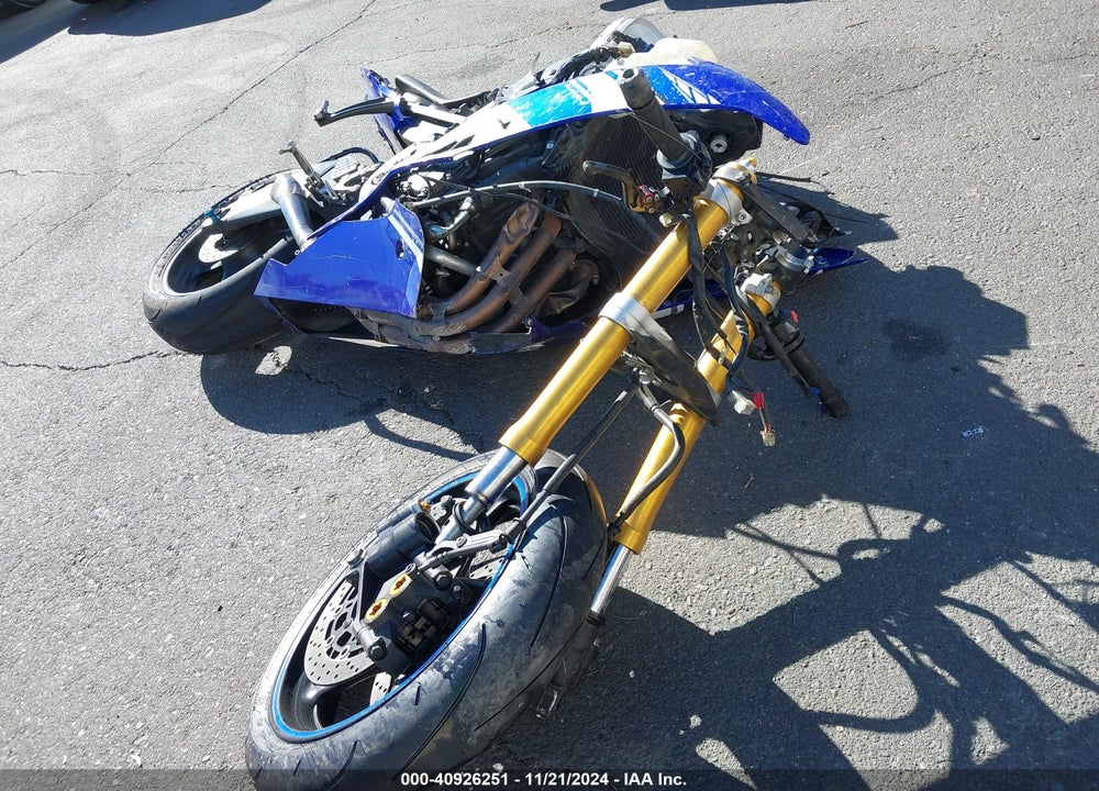 2014 YAMAHA YZFR6 C VIN: JYARJ16Y1EA007897