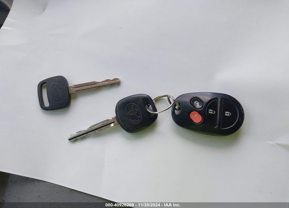 2007 TOYOTA SIENNA LE VIN: 5TDZK23C37S011875