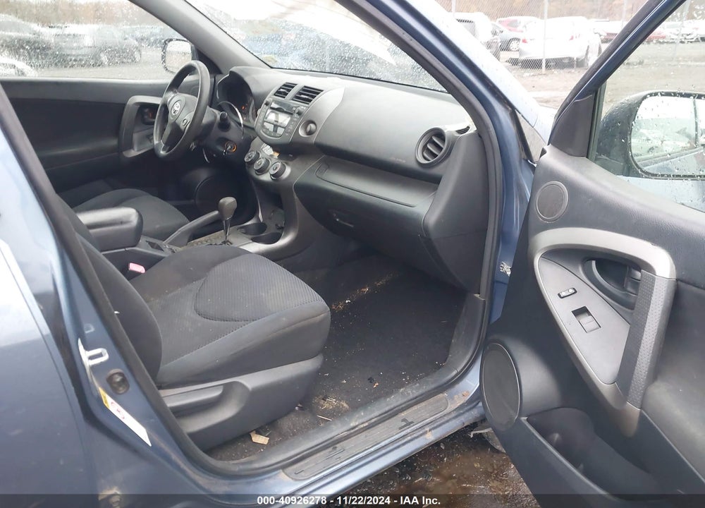 2009 TOYOTA RAV4 SPORT VIN: JTMBF32VX95007412