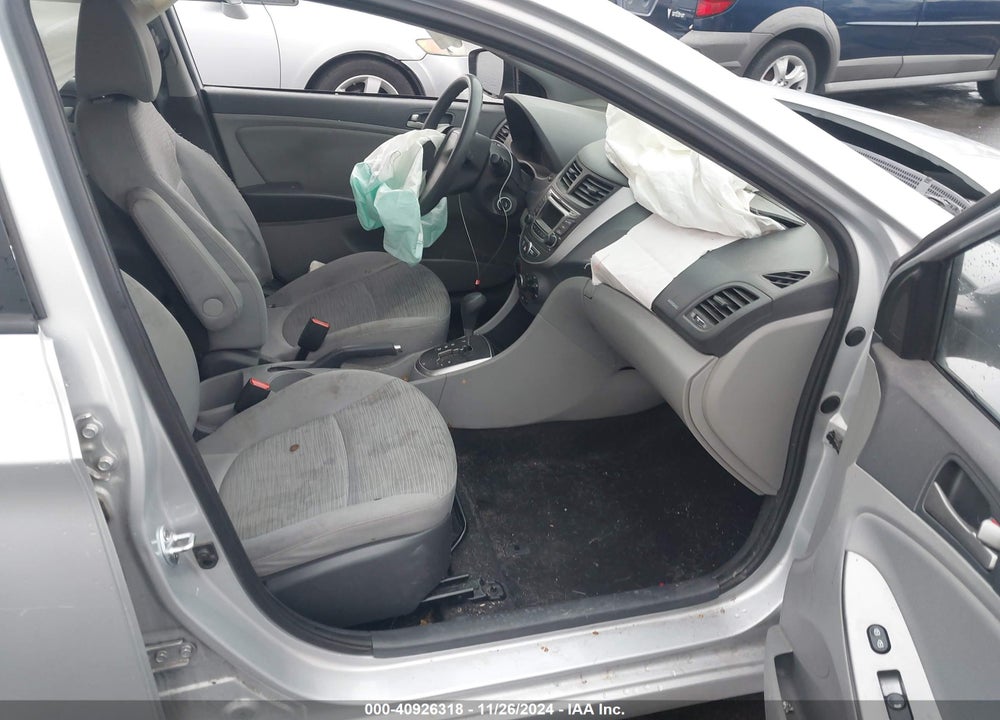2016 HYUNDAI ACCENT SE VIN: KMHCT4AE8GU032649