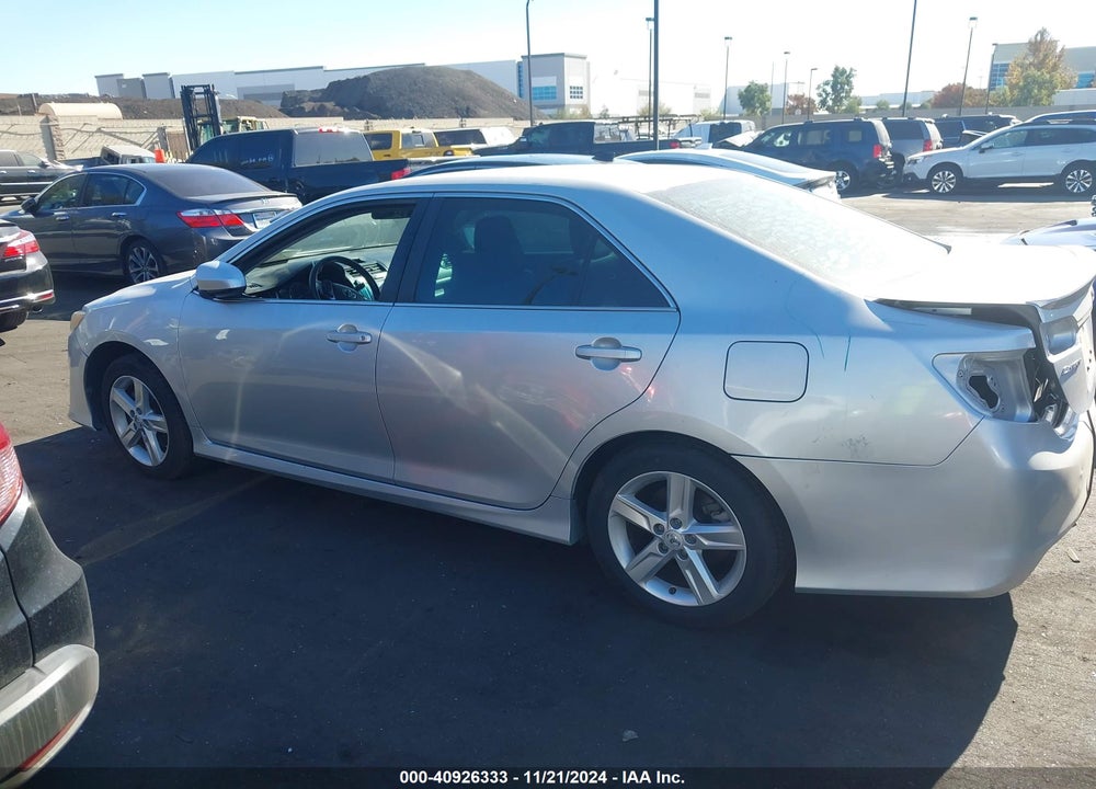 2014 TOYOTA CAMRY SE VIN: 4T1BF1FK7EU386742