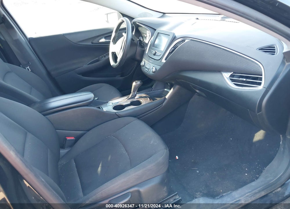 2018 CHEVROLET MALIBU VIN: 1G1ZD5STXJF271817
