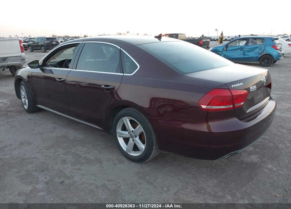 2012 VOLKSWAGEN PASSAT 2.5L SE VIN: 1VWBP7A34CC081283