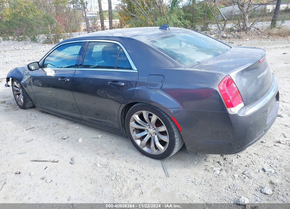 2017 CHRYSLER 300 VIN: 2C3CCAAGXHH647250