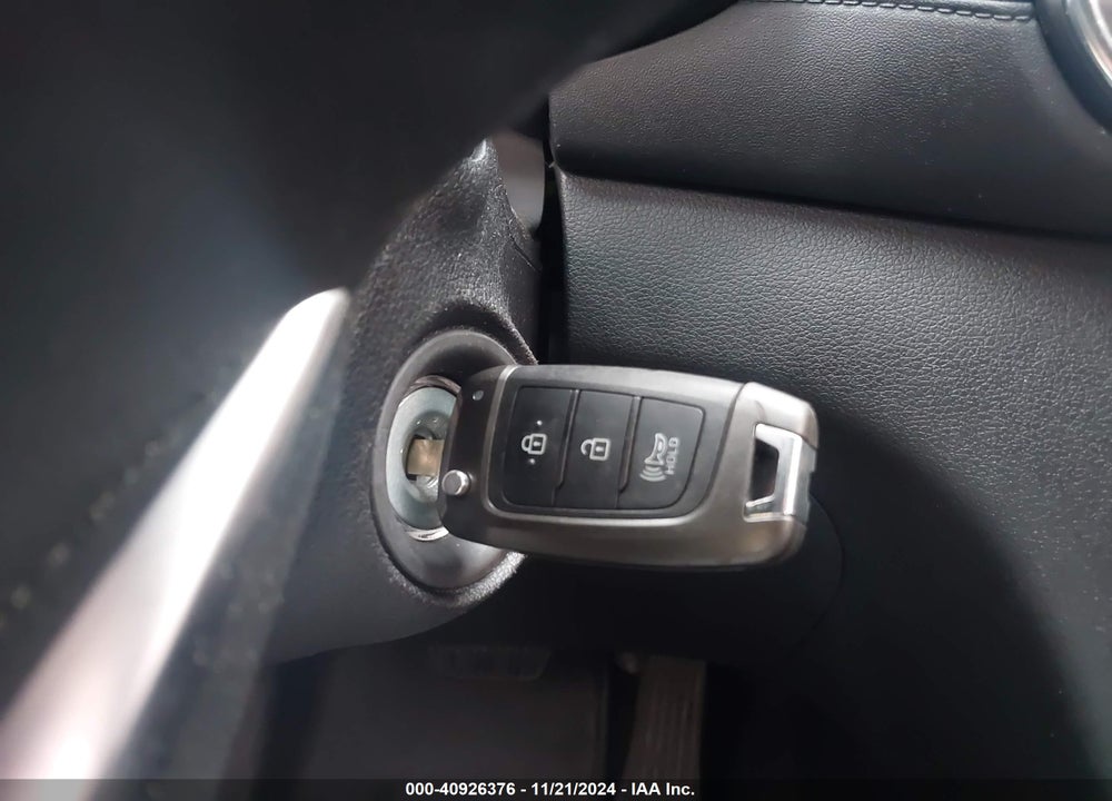 2020 HYUNDAI SANTA FE SE VIN: 5NMS2CAD5LH243507