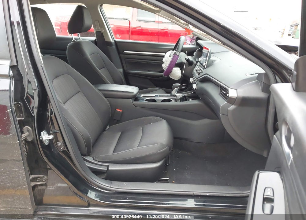 2021 NISSAN ALTIMA SV FWD VIN: 1N4BL4DV8MN360581