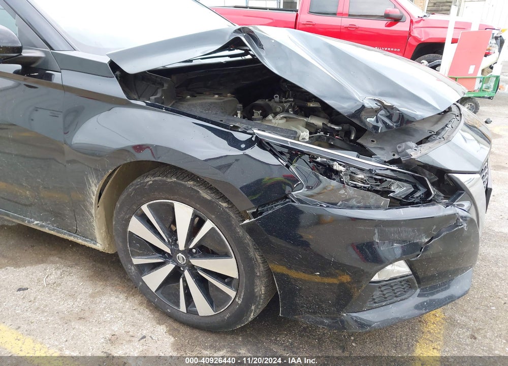 2021 NISSAN ALTIMA SV FWD VIN: 1N4BL4DV8MN360581