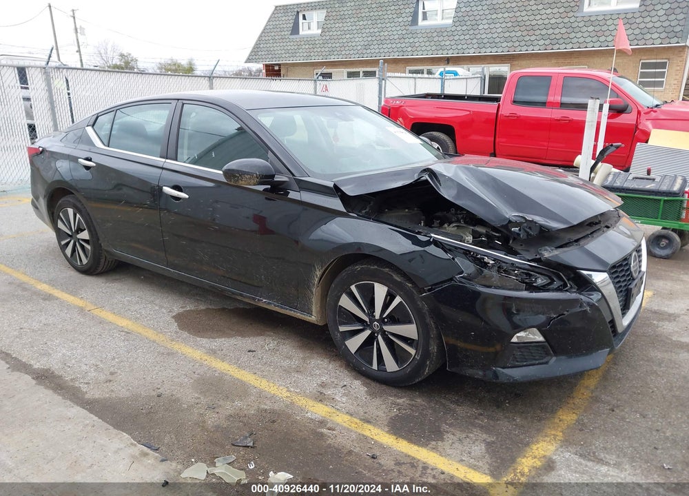 2021 NISSAN ALTIMA SV FWD VIN: 1N4BL4DV8MN360581
