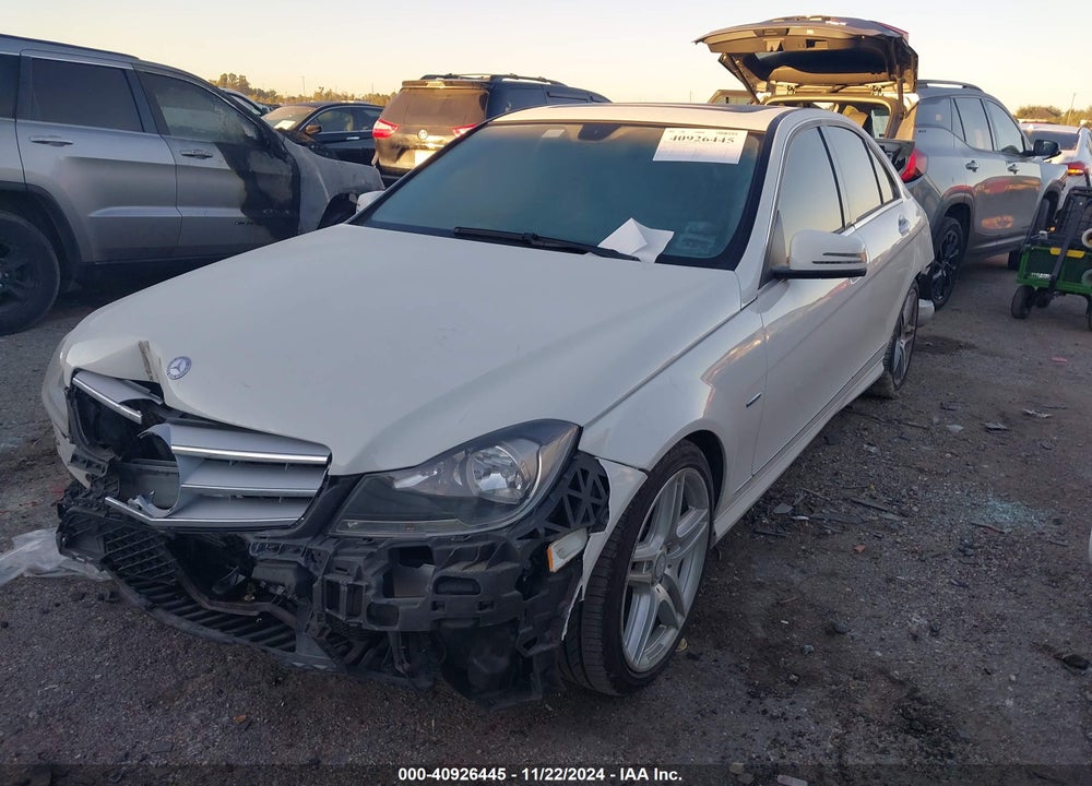 2012 MERCEDES-BENZ C 250 LUXURY/SPORT VIN: WDDGF4HB5CR210660