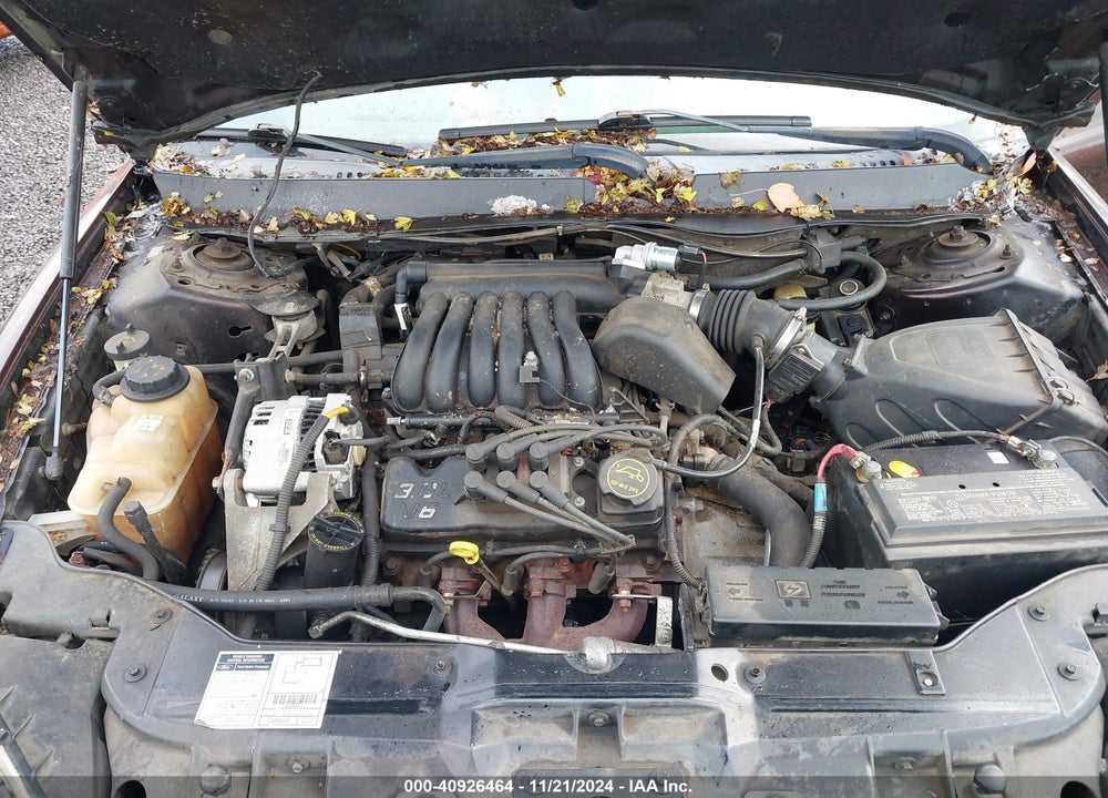 2001 FORD TAURUS LX VIN: 1FAFP52U81G180149