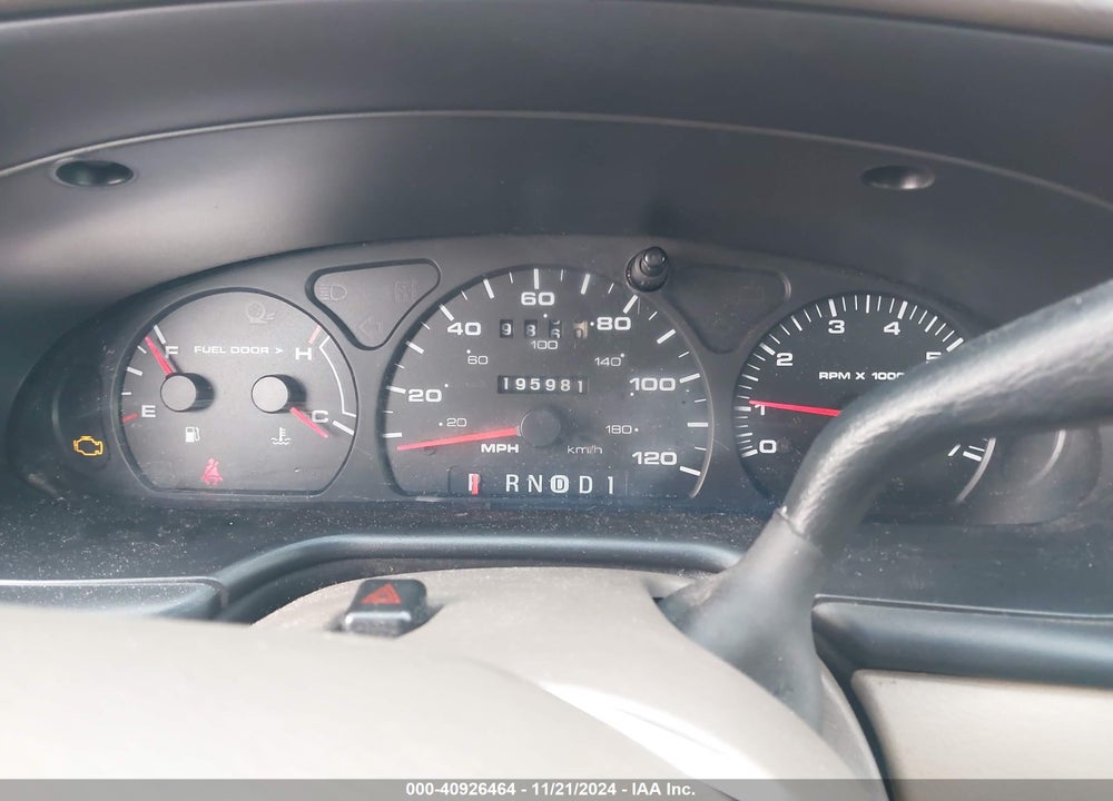2001 FORD TAURUS LX VIN: 1FAFP52U81G180149