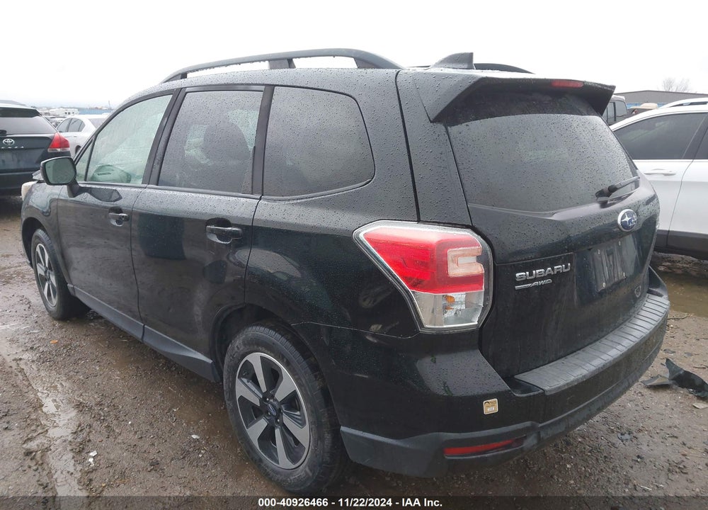 2018 SUBARU FORESTER 2.5I PREMIUM VIN: JF2SJAEC4JH536985