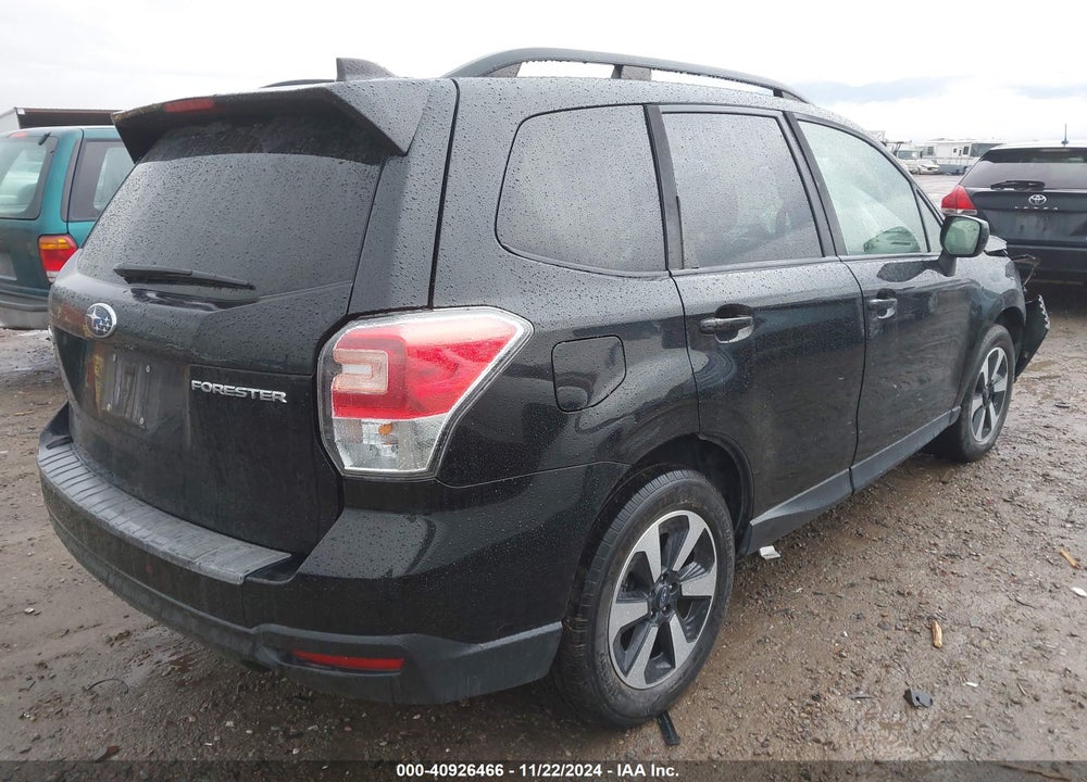 2018 SUBARU FORESTER 2.5I PREMIUM VIN: JF2SJAEC4JH536985