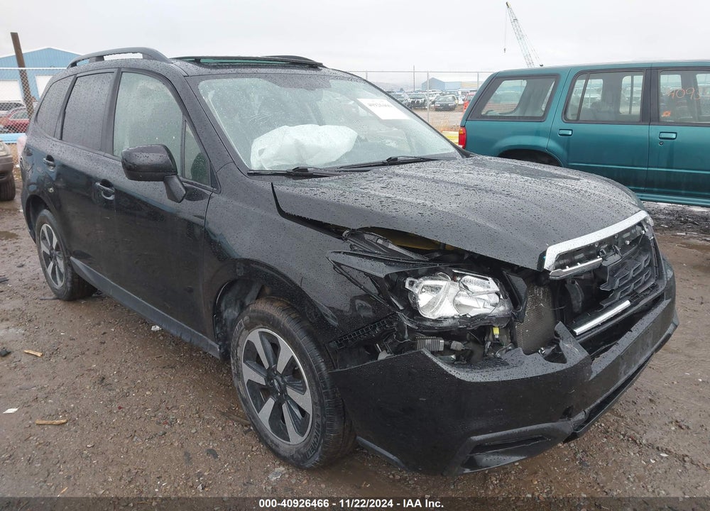 2018 SUBARU FORESTER 2.5I PREMIUM VIN: JF2SJAEC4JH536985