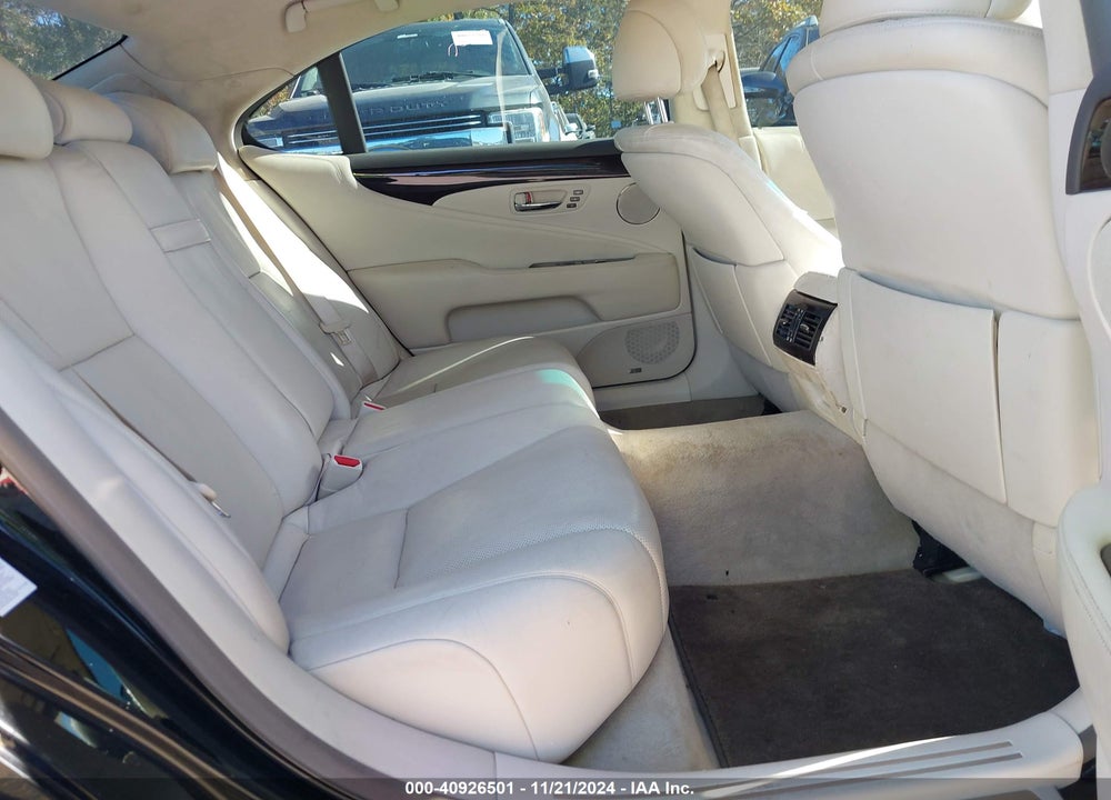 2007 LEXUS LS 460 L VIN: JTHGL46F975003662
