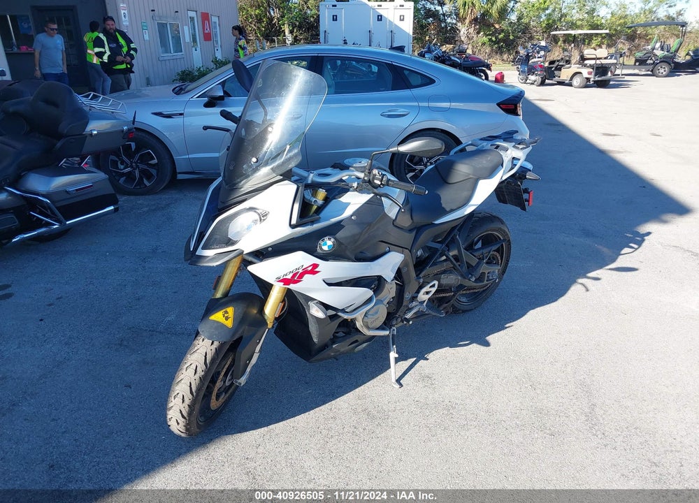 2016 BMW S 1000 XR VIN: WB10D1300GZ462048