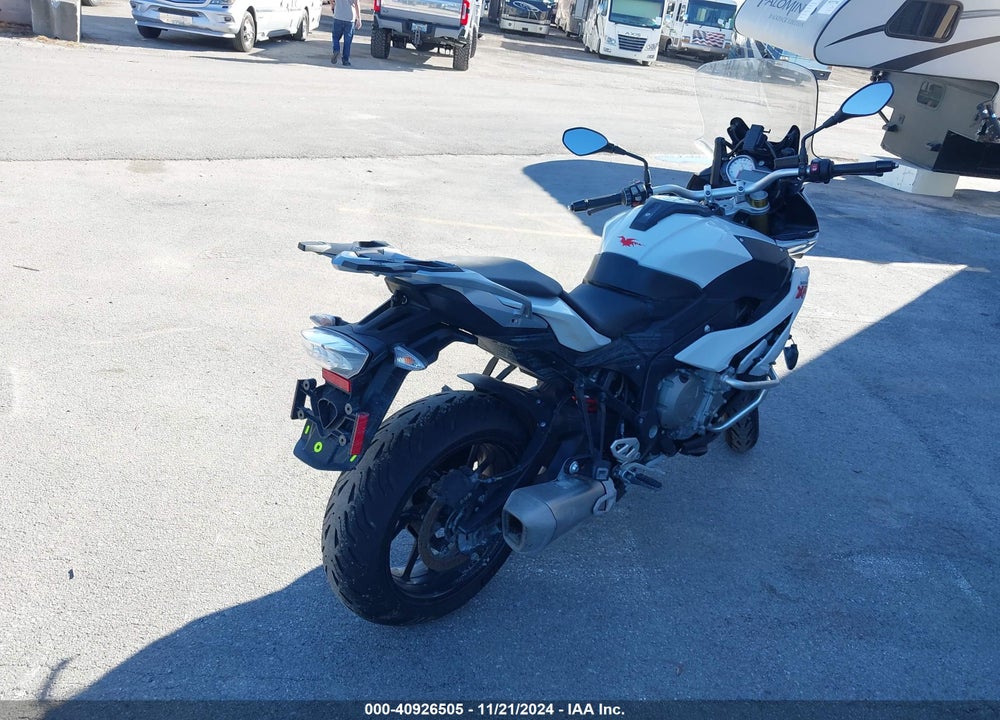 2016 BMW S 1000 XR VIN: WB10D1300GZ462048