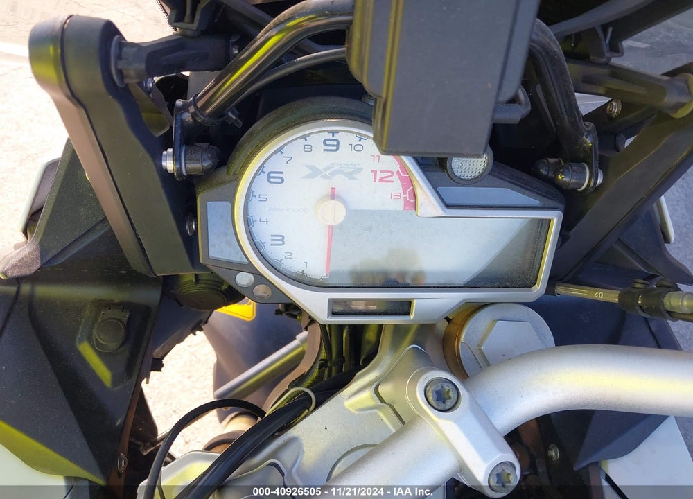 2016 BMW S 1000 XR VIN: WB10D1300GZ462048