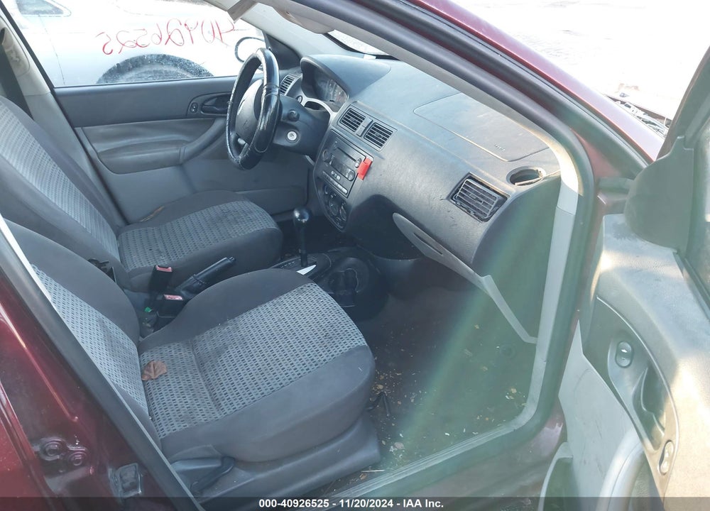 2007 FORD FOCUS S/SE/SES VIN: 1FAFP34N57W312079