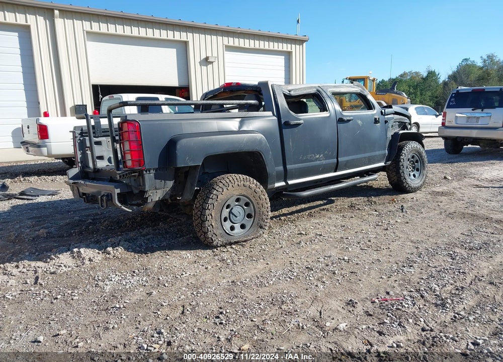 2009 HUMMER H3T VIN: 5GNEN13E198143199