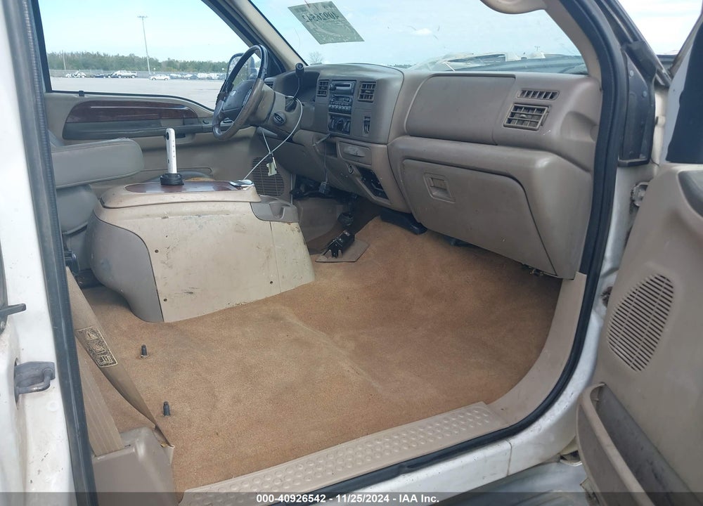 2000 FORD F-350 LARIAT/XL/XLT VIN: 1FDWX36F8YEA34667