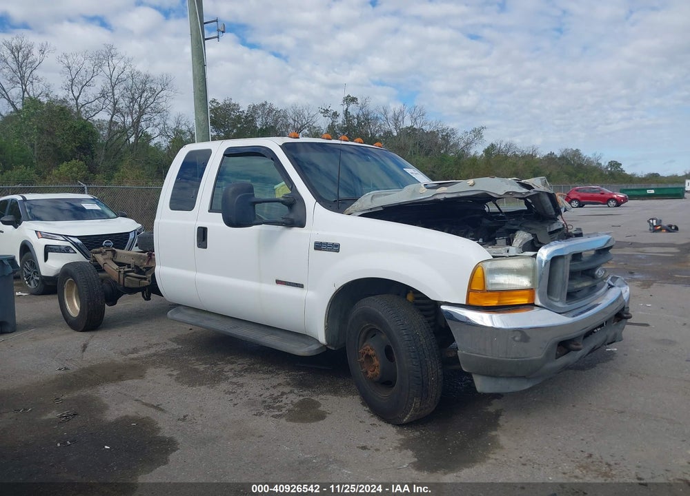 2000 FORD F-350 LARIAT/XL/XLT VIN: 1FDWX36F8YEA34667
