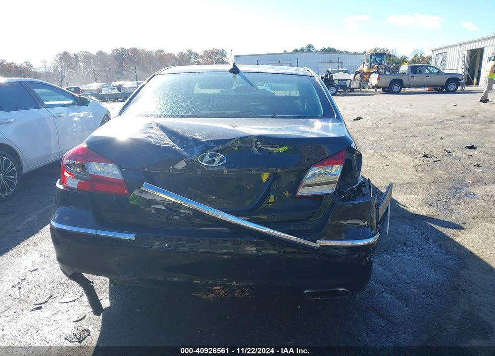 2013 HYUNDAI GENESIS 3.8 VIN: KMHGC4DD3DU233679