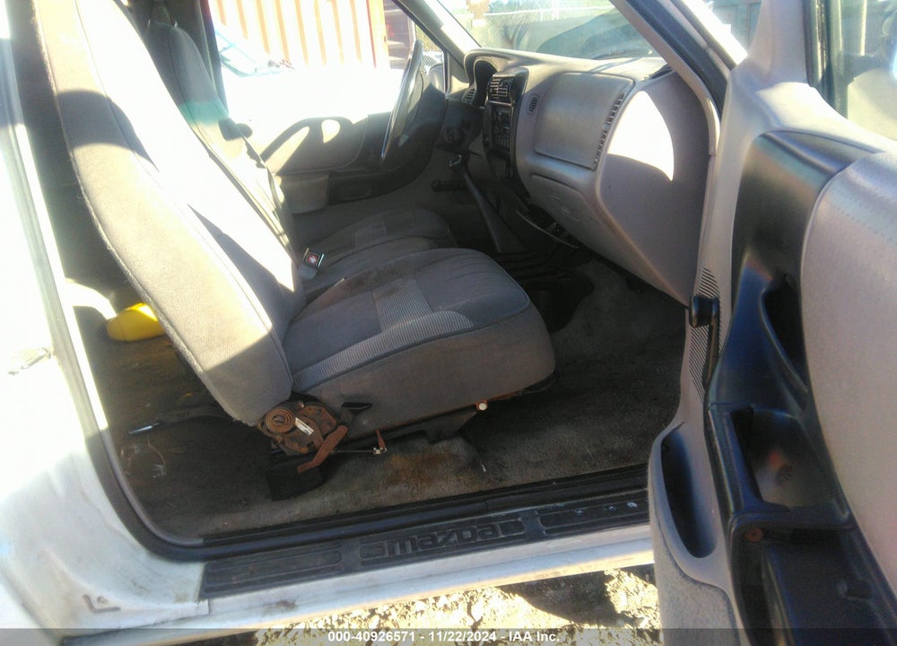 1997 MAZDA B2300 SE VIN: 4F4CR16A0VTM09184