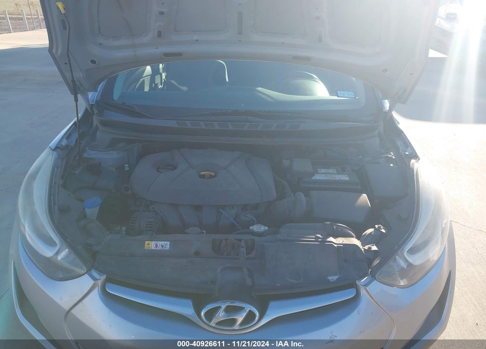 2015 HYUNDAI ELANTRA SE VIN: 5NPDH4AE5FH580272