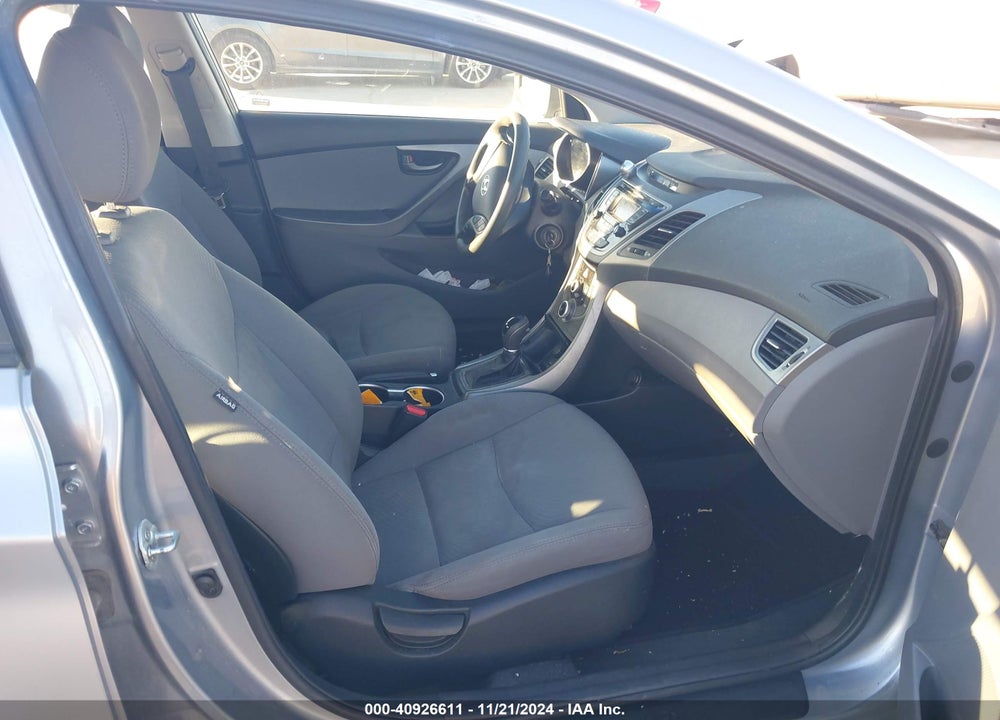 2015 HYUNDAI ELANTRA SE VIN: 5NPDH4AE5FH580272
