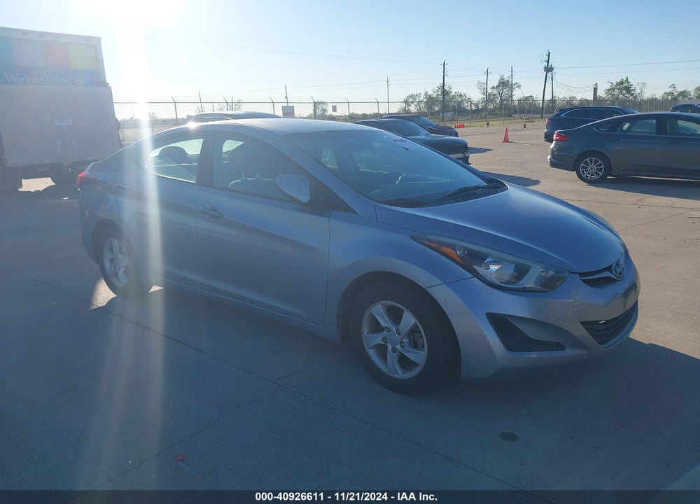 2015 HYUNDAI ELANTRA SE VIN: 5NPDH4AE5FH580272
