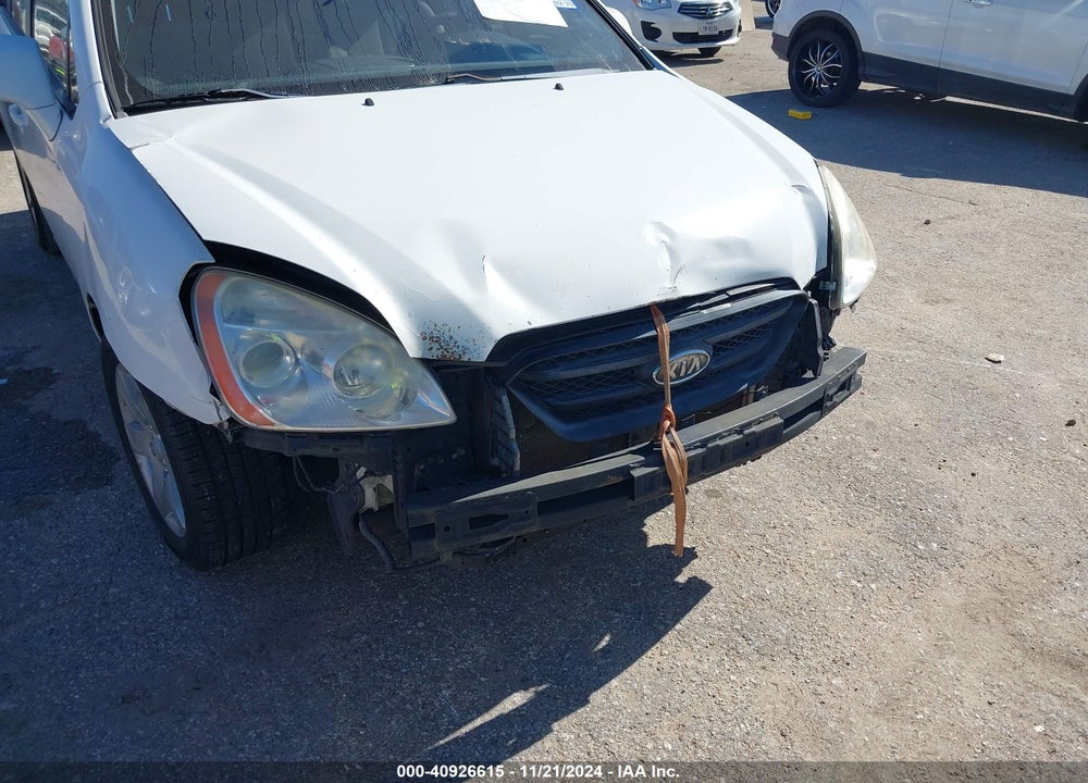 2008 KIA RONDO LX V6 VIN: KNAFG526487184220