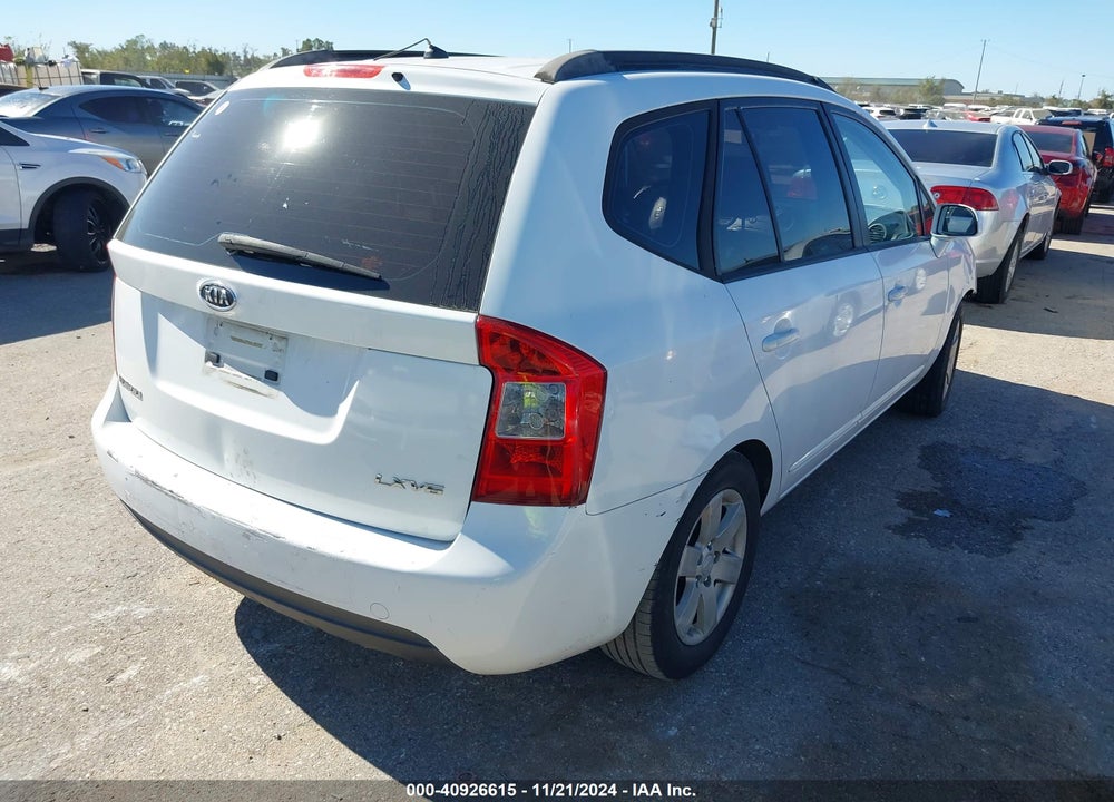 2008 KIA RONDO LX V6 VIN: KNAFG526487184220