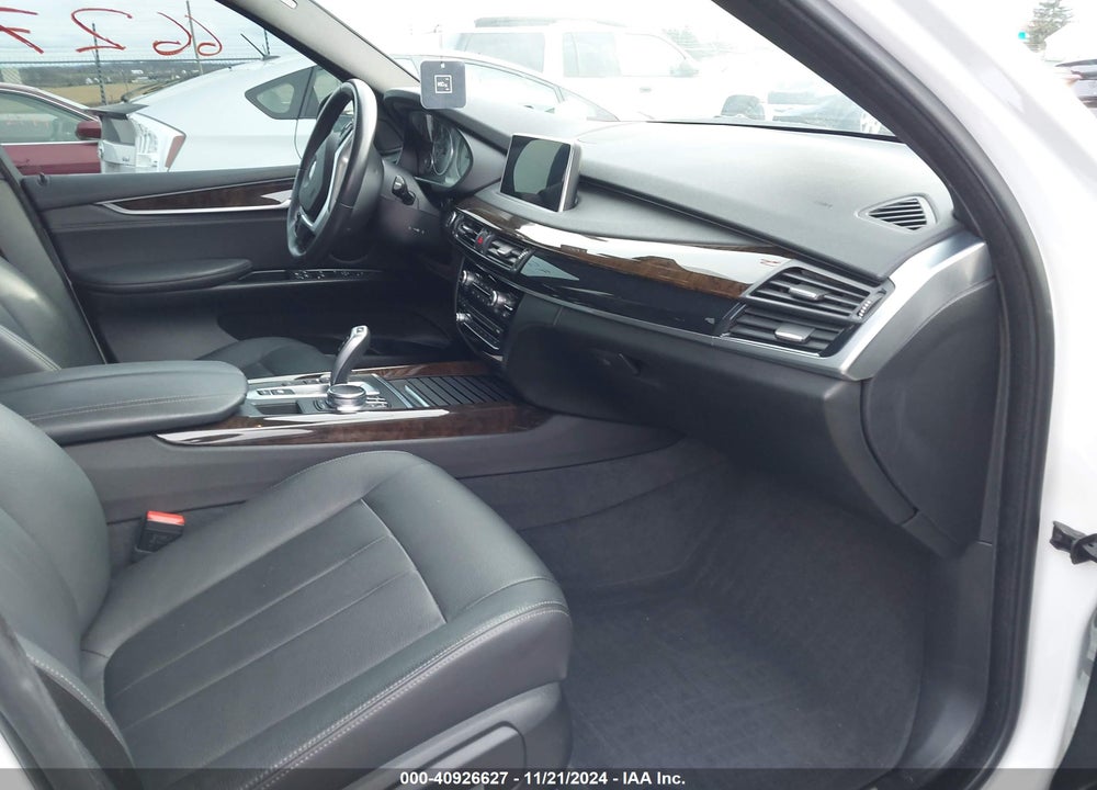 2017 BMW X5 XDRIVE35I VIN: 5UXKR0C3XH0X81592