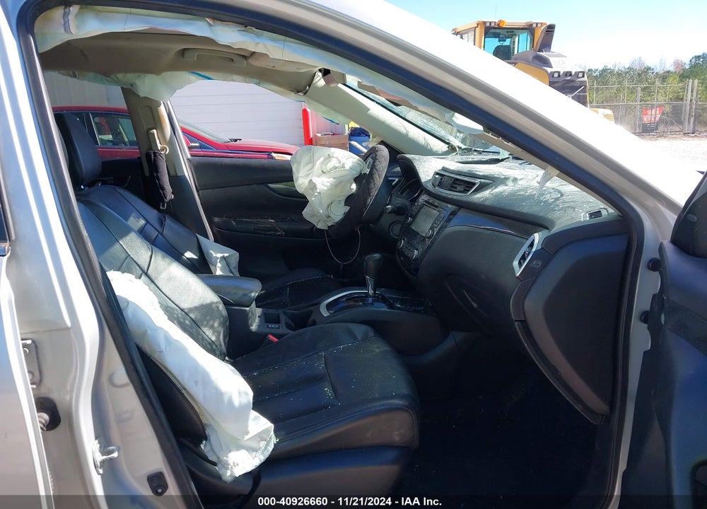 2016 NISSAN ROGUE SL VIN: 5N1AT2MT2GC921099