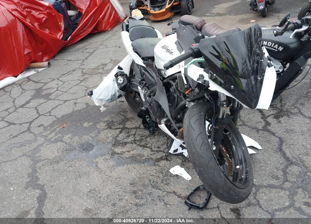 2017 KAWASAKI EX650 J VIN: JKAEXEJ10HDA01513