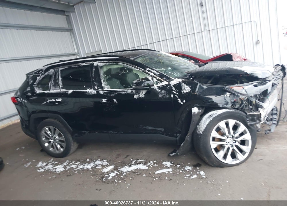 2020 TOYOTA RAV4 XLE PREMIUM VIN: JTMA1RFV3LD053572