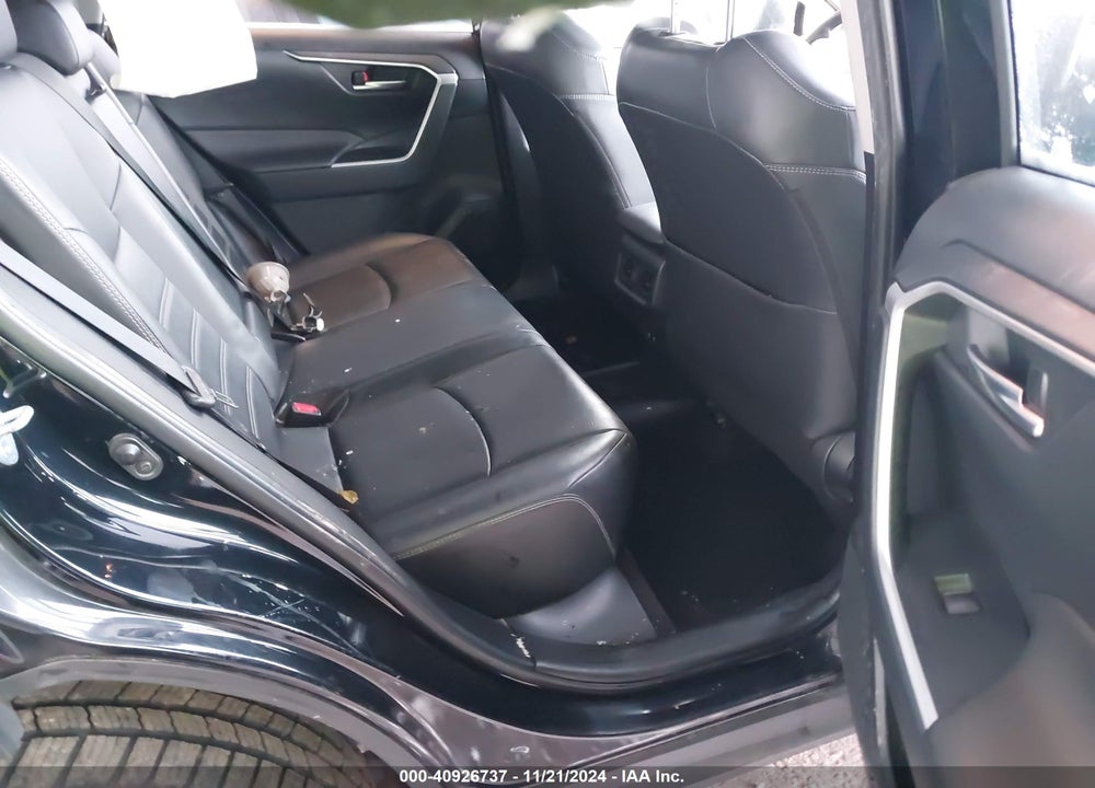 2020 TOYOTA RAV4 XLE PREMIUM VIN: JTMA1RFV3LD053572