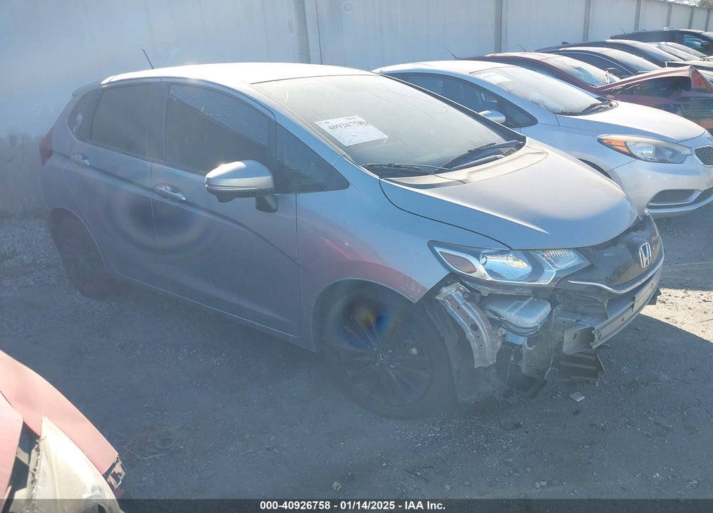 2017 HONDA FIT EX VIN: 3HGGK5G76HM701838