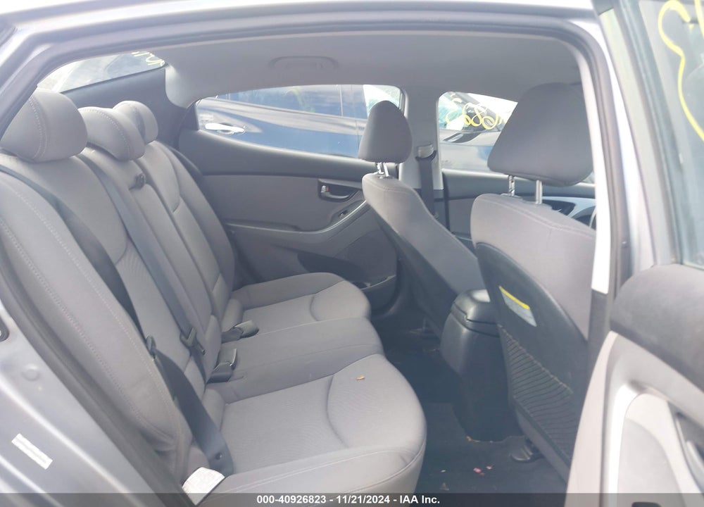 2015 HYUNDAI ELANTRA SE VIN: KMHDH4AE5FU413072