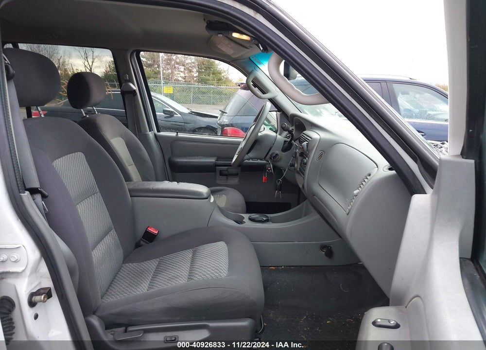 2003 FORD EXPLORER SPORT TRAC XLS/XLT VIN: 1FMZU77E83UC58314